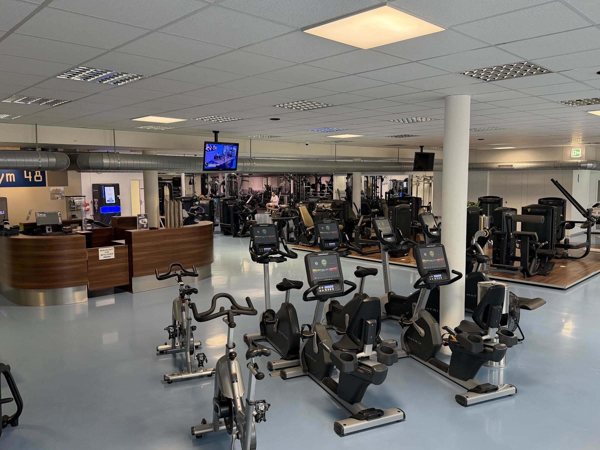 David Gym 48